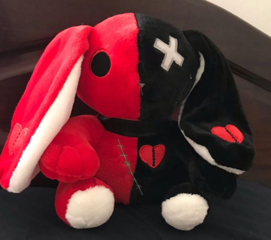 Free shipping! No name Creepy Bunny Medium Plush 25cm 10inch Black and Red