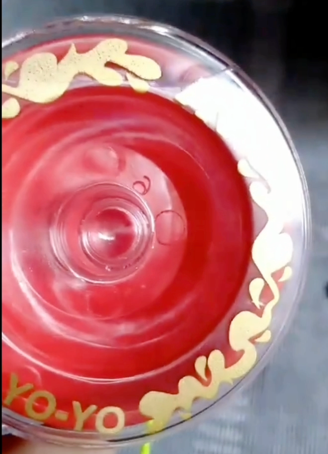 No Name Yo-yo Small Red Sports Kids Toy 5cm 2inch Red (Authentic, Original, Genuine, Licensed, official)