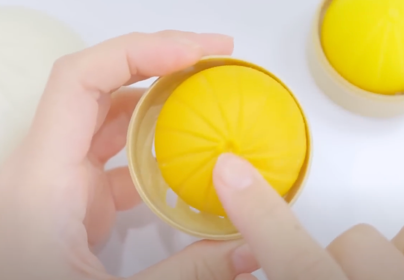 No Name Bun Chinese steamed Bun with Steamer Squishy Kids Toy 6cm 2.5inch Various colors (Authentic, Original, Genuine, Licensed, official)